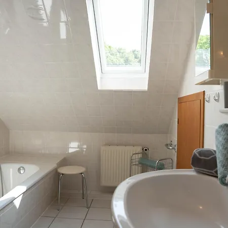 Ferienhaus Vogel Dahmeshöved 21 A *